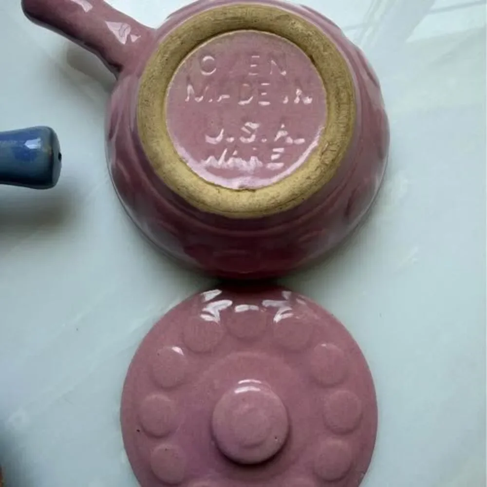 Vintage 1950’s BluePink Stoneware Casserole Soup Bowl Handle & Lid Made IN USA